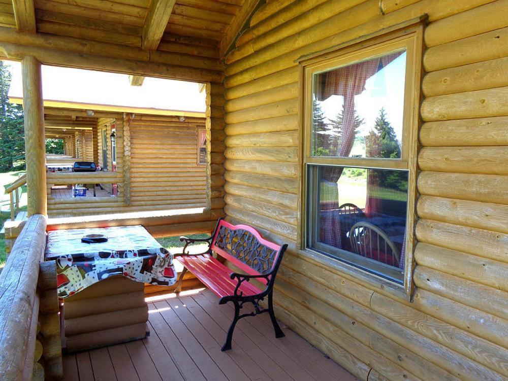 Cajun Cedar Log Cottages Margaree Forks Eksteriør bilde